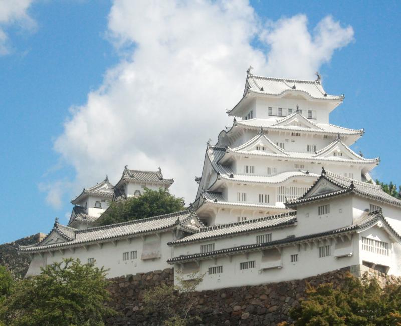 Himeji (Kansai), vue sur le château du héron blanc Himeji (Kansai), vue sur le château du héron blanc