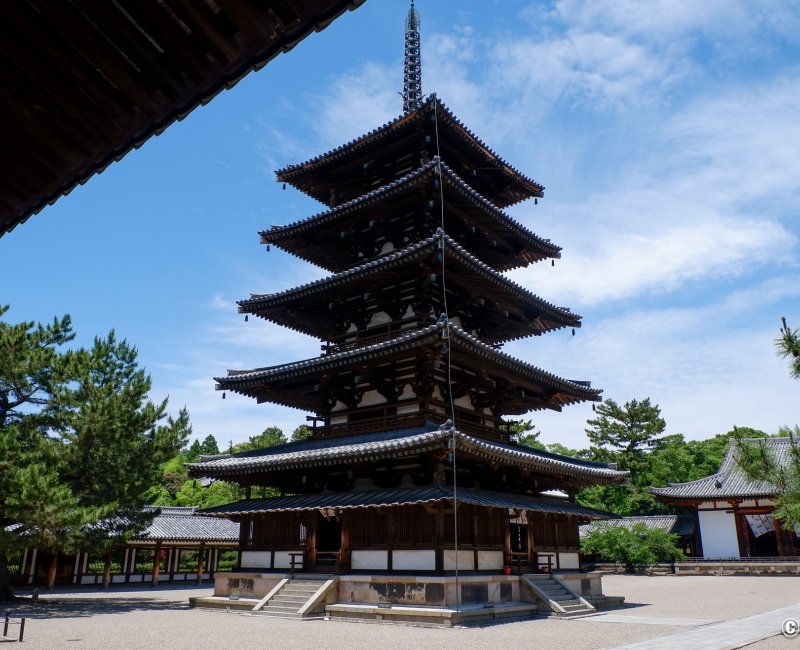 Horyu-ji (Ikaruga), Pagode de 5 étages dans le cloître Sai-in Garan Horyu-ji (Ikaruga), Pagode de 5 étages dans le cloître Sai-in Garan