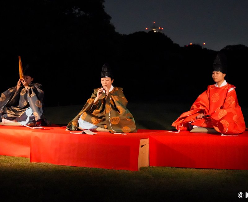 Hamarikyu Tsukimi Sanpo (Tokyo), rituel shinto pratiqué par les prêtres pour Tsukimi Hamarikyu Tsukimi Sanpo (Tokyo), rituel shinto pratiqué par les prêtres pour Tsukimi