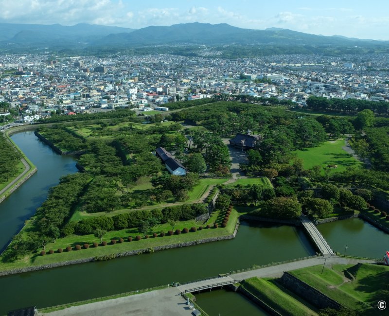 Hakodate (Hokkaido), vue sur les fortifications militaires Goryokaku en septembre Hakodate (Hokkaido), vue sur les fortifications militaires Goryokaku en septembre